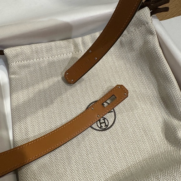 Hermes Kelly Buckle Belt - Gold with Palladium hardware - Picture 8 of 11